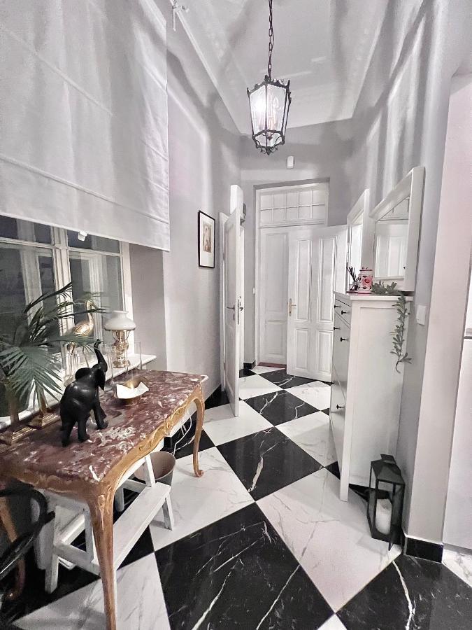 Central Dainty - Boutique Apartment In Zagreb City Centre ภายนอก รูปภาพ
