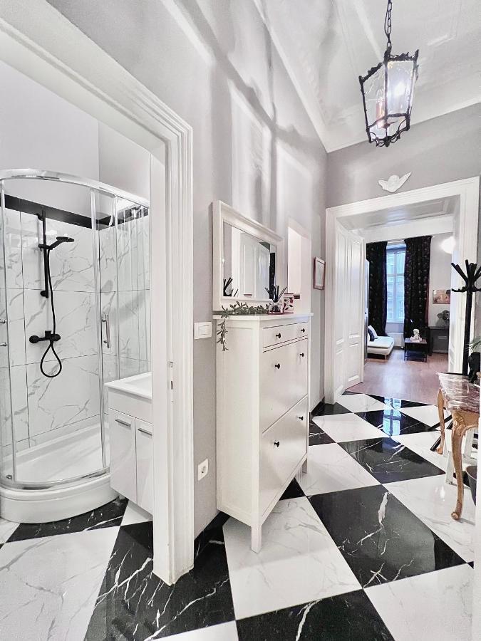 Central Dainty - Boutique Apartment In Zagreb City Centre ภายนอก รูปภาพ